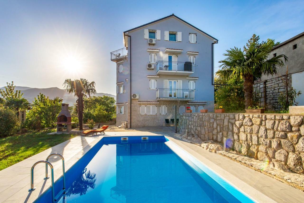 Villa Giani Apartments With Swimming Pool Abbázia Kültér fotó